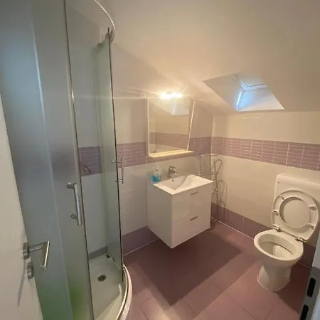 Genesis 4 Appartement *